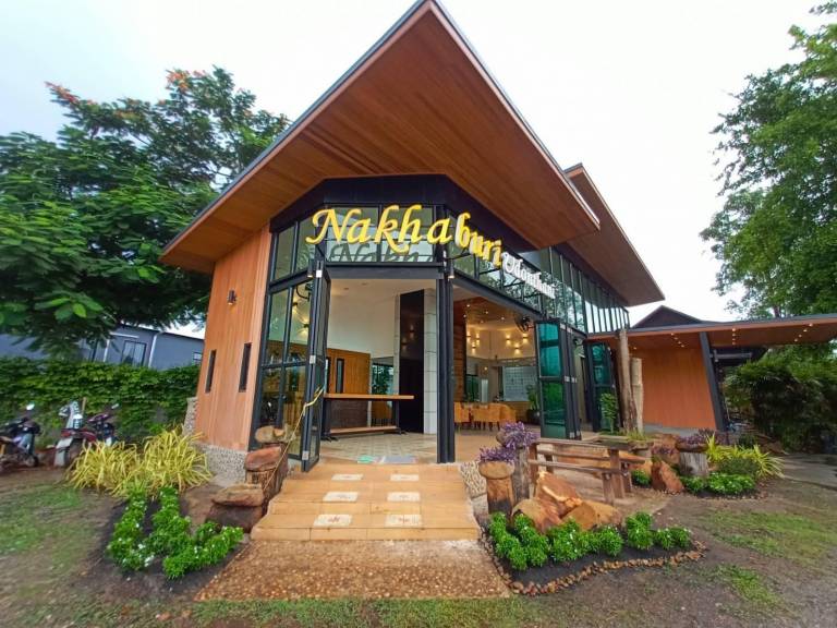 Nakhaburi Hotel & Resort in Udon Thani