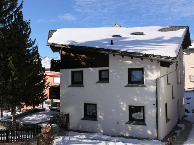 Ferienwohnung mit Hund in Pontresina f&uuml;r max. 4 Personen