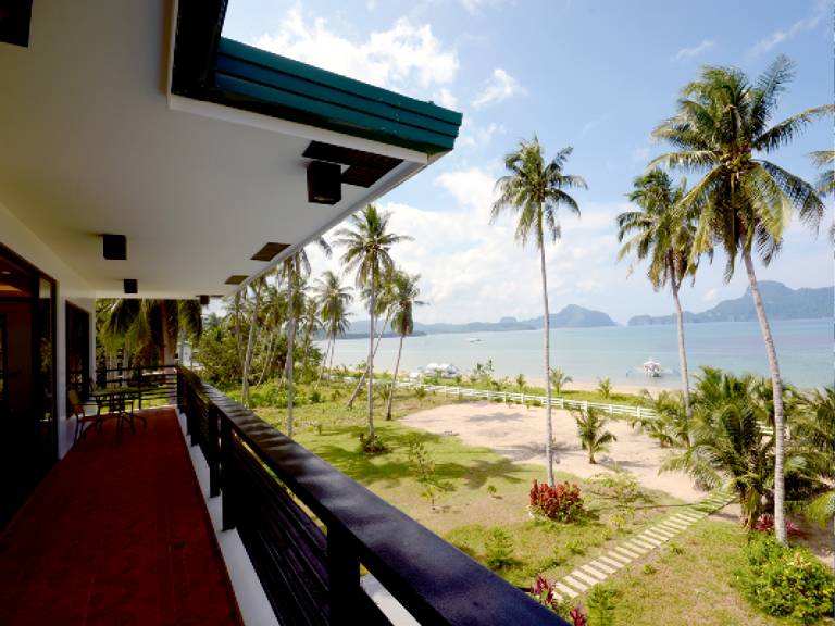 Villa with pool, grill & garden — photo 5