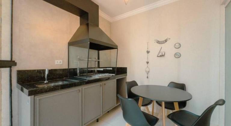 Apartment with 2 rooms for 4 persons in Maringá