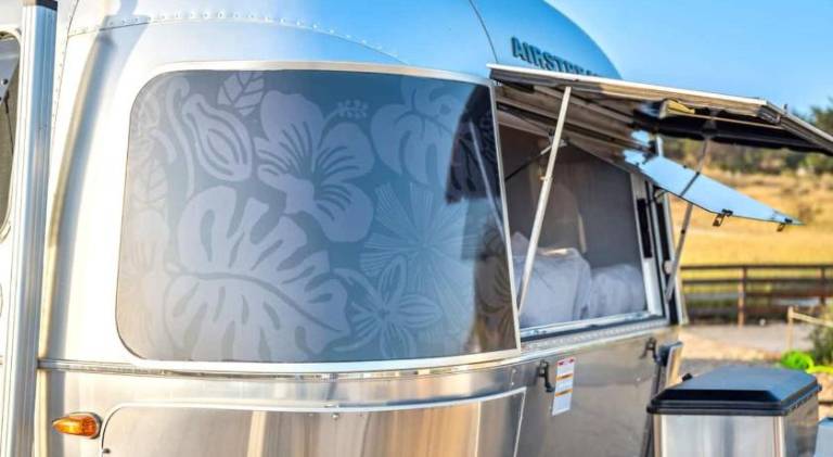 Beachfront California Coast Airstream-Luxury — photo 3