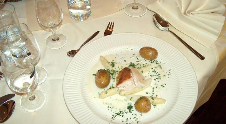 Zur Windmuhle Restaurant - Hotel — photo 5