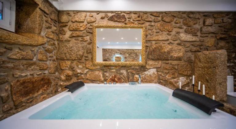 Nice serviced apartment with pool, patio & BBQ | Dogs allowed — photo 4