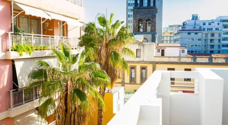 Holiday apartment | Near Plaza de España | Pets allowed — photo 3