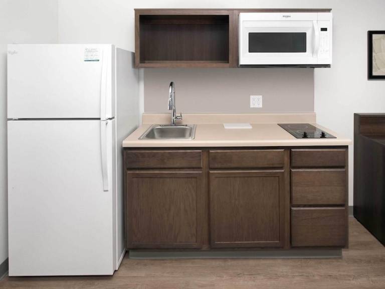 WoodSpring Suites Naples West — photo 4