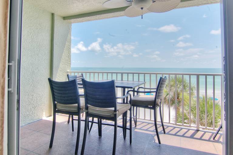 Condo North Redington Beach