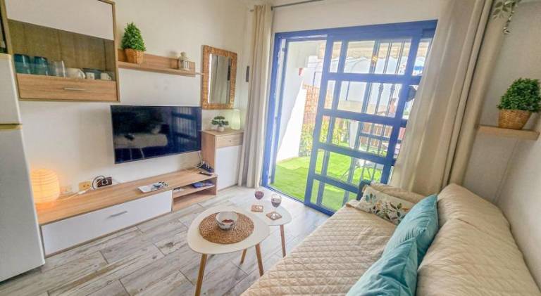 Apartment with pool | Pet-friendly — photo 2
