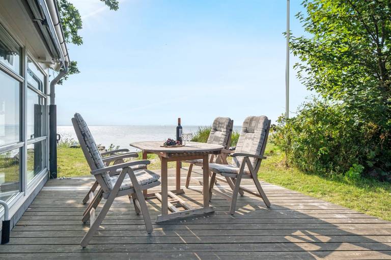 Vacation home with terrace | Sea view — photo 2