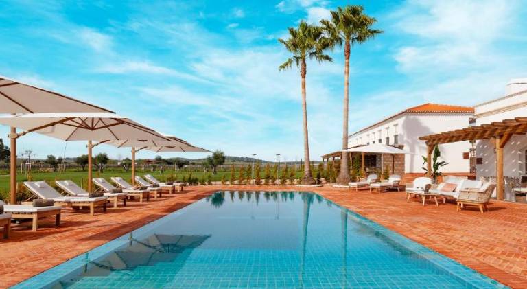 Farm with terrace, garden & pool | Pet-friendly in Beja