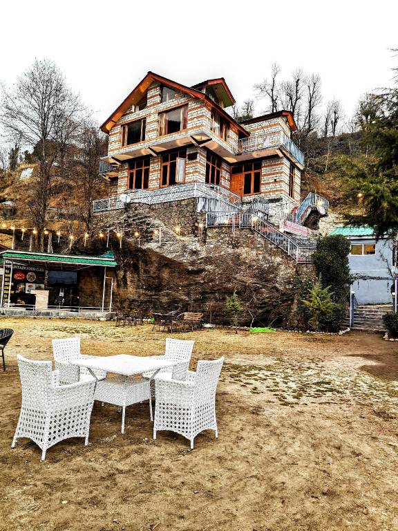 New Rock Cottage in Manali
