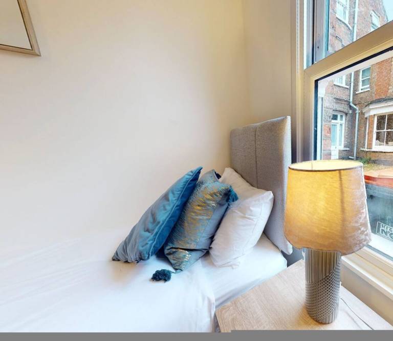 De Pary 2 Modern Bedford Apartment Near Town Centre