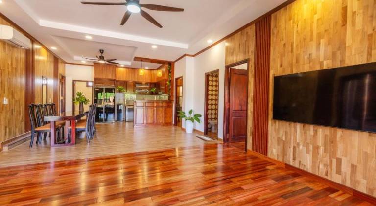 House with yard, hot tub & patio | Perfect for remote work | Pet-friendly — photo 4