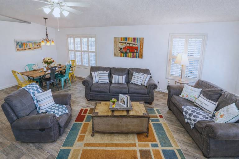 3BR Beach Home Golf Cart & Private Yard w Grill — photo 2