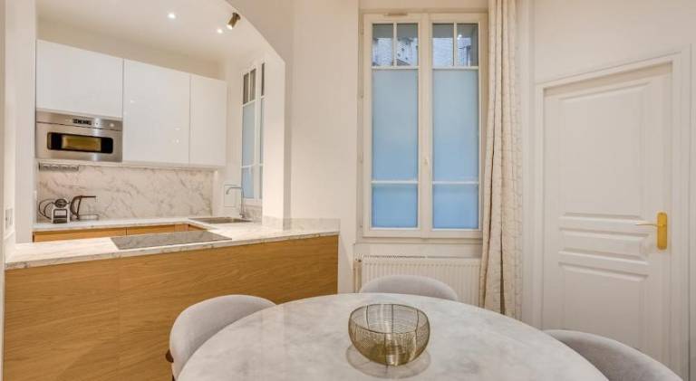 Apartment with 1 room for 4 persons — photo 3