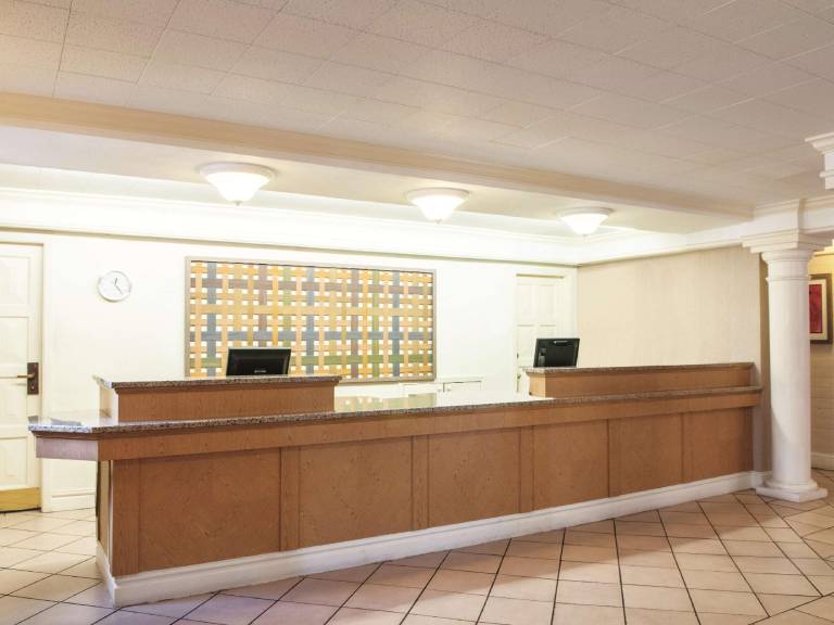 New Orleans Inn Veterans / Metairie — photo 3
