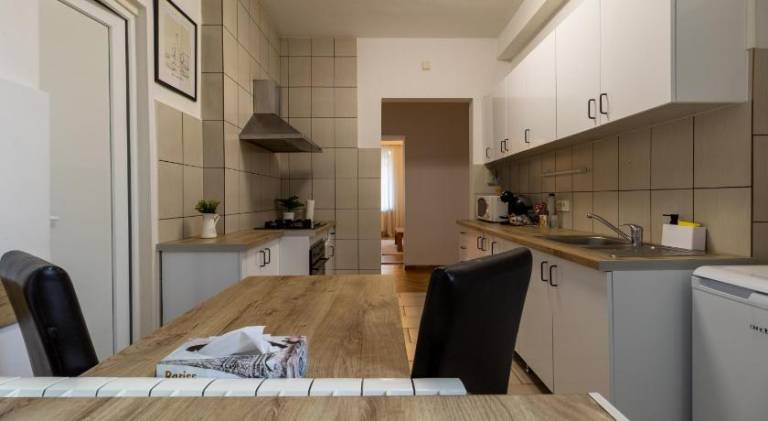 Rental apartment with 2 rooms for 6 persons — photo 3