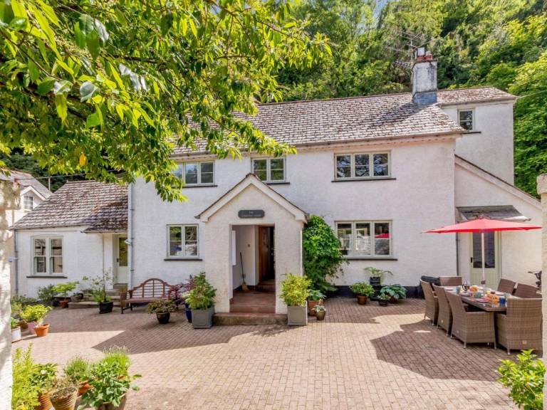 Cottage with barbeque | Pet-friendly in Abergavenny