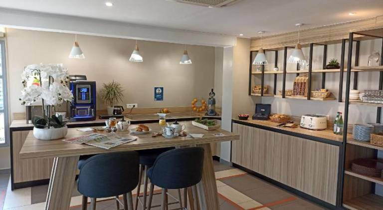 Hotel Restaurant Campanile De Saumur — photo 4