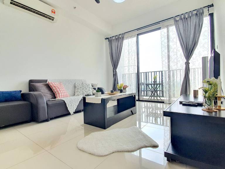 Apartment I-City