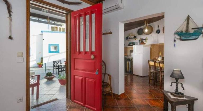Charming house with patio | Pets are welcome — photo 5