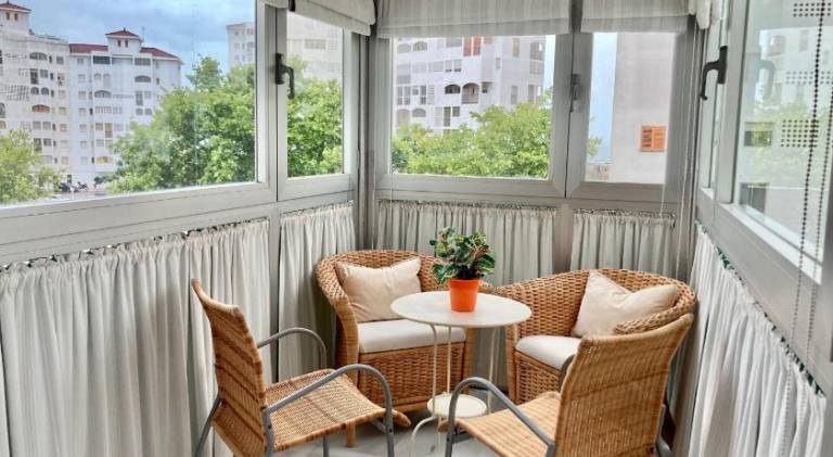 Fully equipped wonderful holiday apartment with private pool & terrace | Close to the beach | Dogs allowed in El Puerto de Santa María