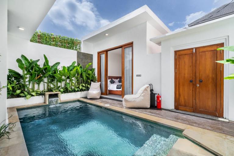 Villa with pool in Denpasar