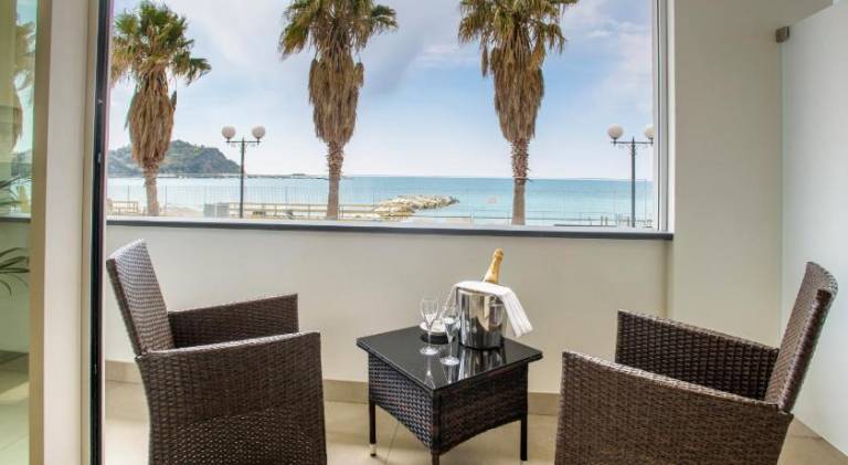 Holiday apartment with terrace | Perfect for remote work — photo 2