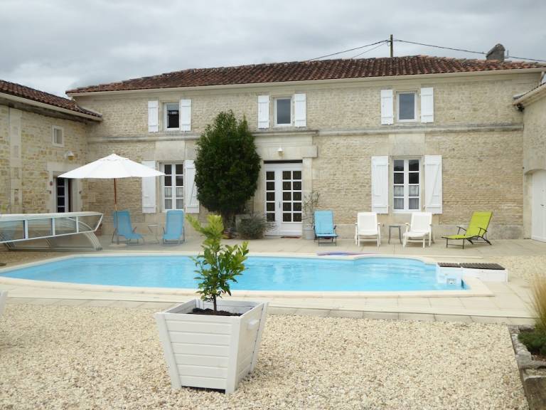 Maison de vacances Saint-Amant-de-Nouère