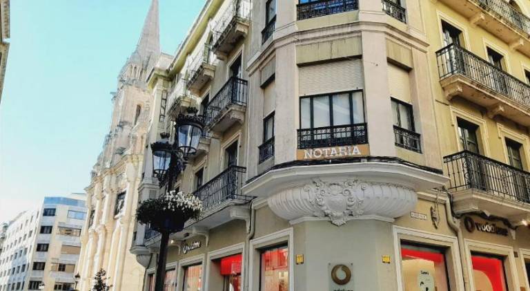 Serviced apartment with terrace | Close to Plaza Mayor | Suitable for remote work | Pets allowed — photo 3