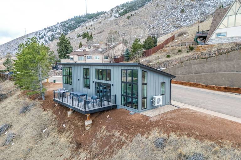 Cottage  Evergreen