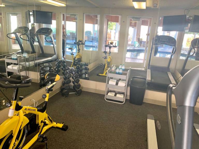 SureStay Plus by Best Western Redding — photo 5