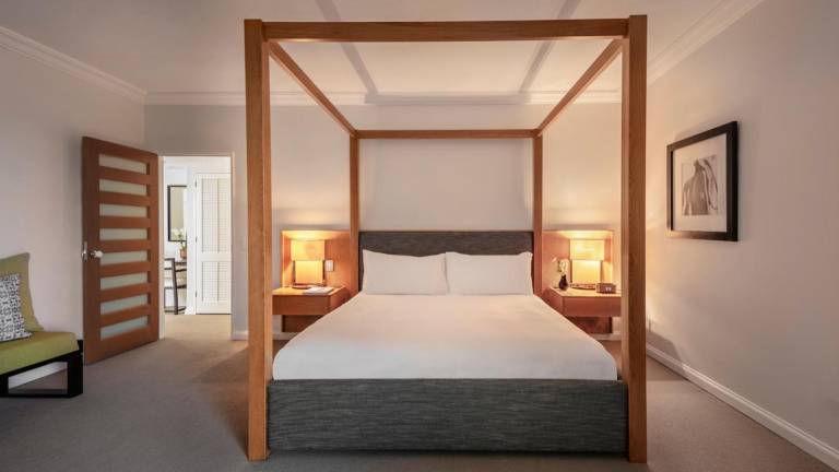 House Sanctuary Cove