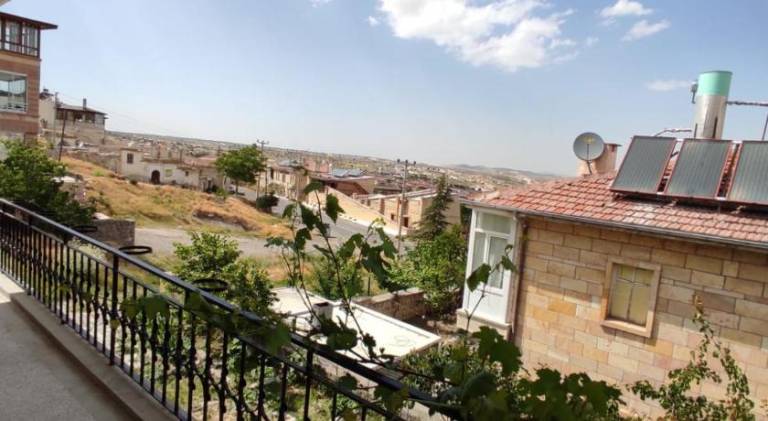 Holiday apartment with terrace, yard & BBQ — photo 4