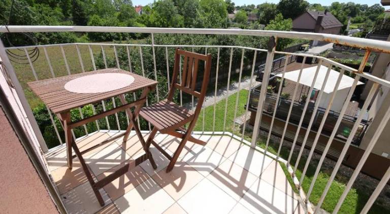 Rental apartment with 2 rooms for 6 persons — photo 3