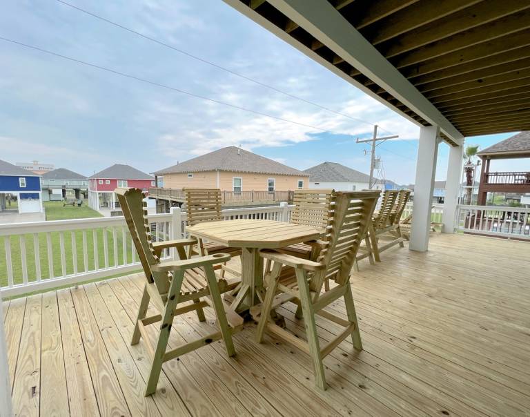 On Deck Crystal Beach Home — photo 3