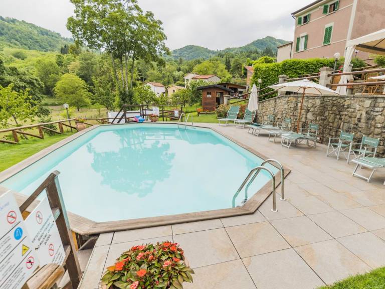 Ferienwohnung in Cassarese, Le Piastre f&uuml;r max. 2 Personen