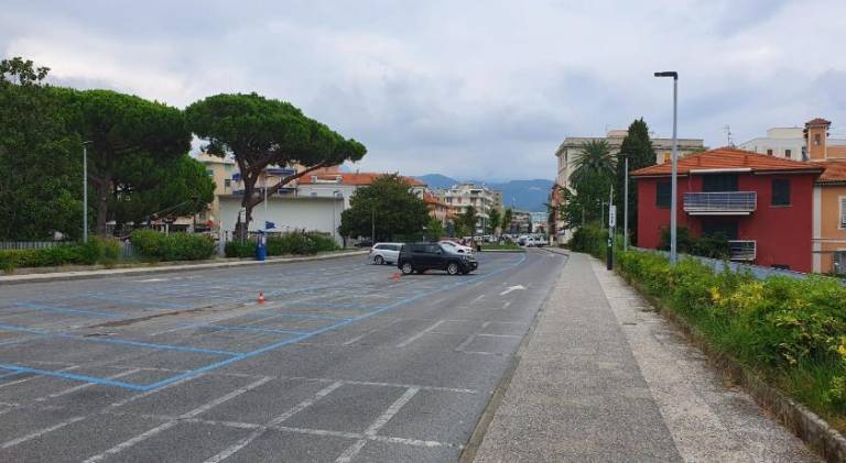 Central Sestri Executive 2 Bedroom&Huge Terrace in Lavagna