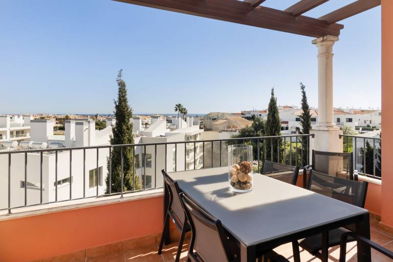 Family-oriented nice rental apartment with pool, BBQ & garden | Pets allowed — photo 3