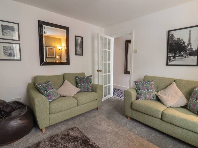 Children-friendly cottage with garden | Beach view | Beach nearby | Pets allowed — photo 2