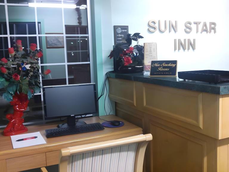 Sunstar Inn Los Banos near I-5 — photo 3