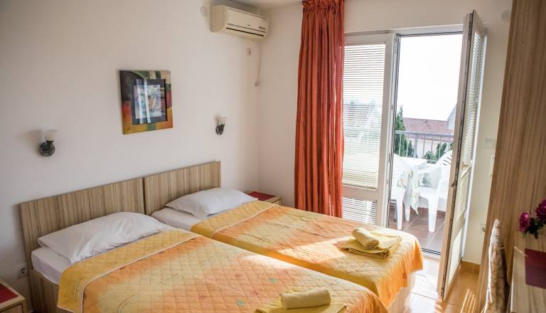 Apartma Buljarica Beach