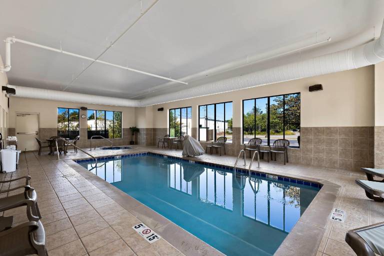 Comfort Inn Powell - Knoxville North — photo 4
