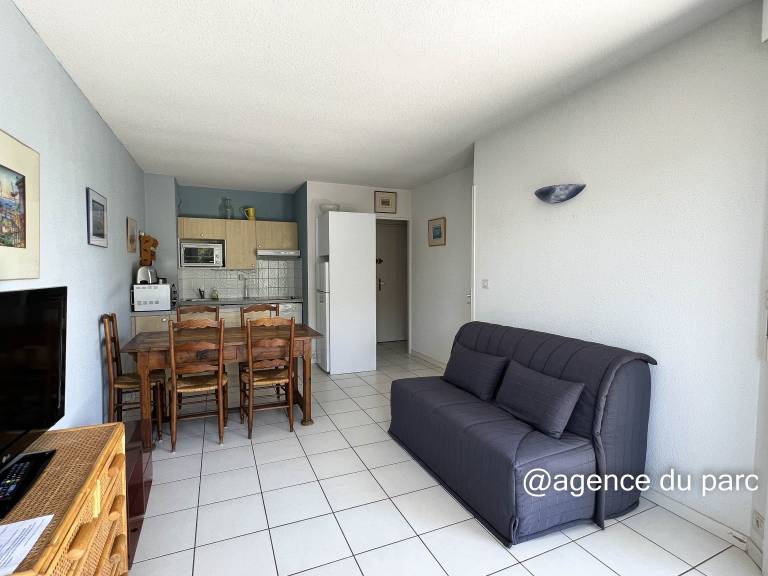 Rental apartment with terrace | Sea view | Close to the beach | Pet-friendly — photo 3