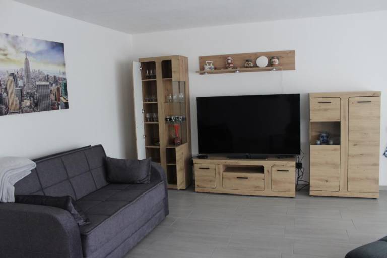 Rental apartment with terrace & grill — photo 4