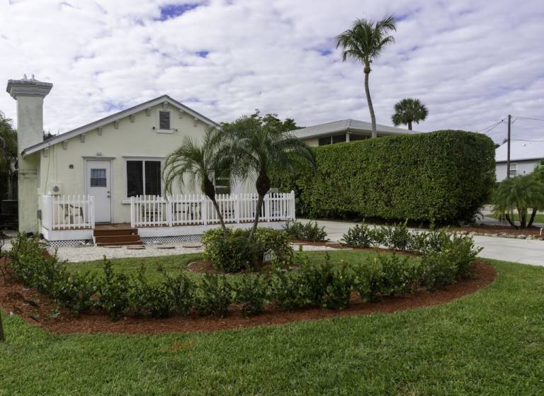 Pet Friendly Vacation Rentals in Fort Myers Beach from 80 HomeToGo