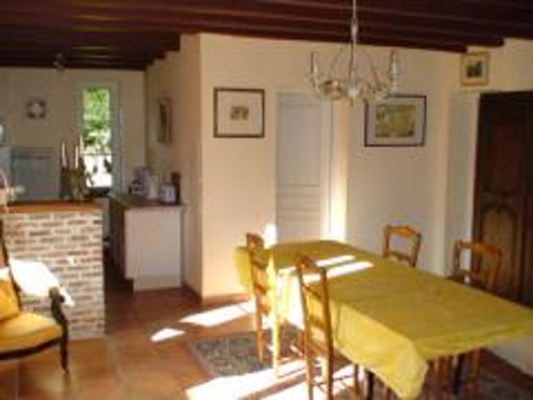 Cottage with yard & BBQ — photo 3