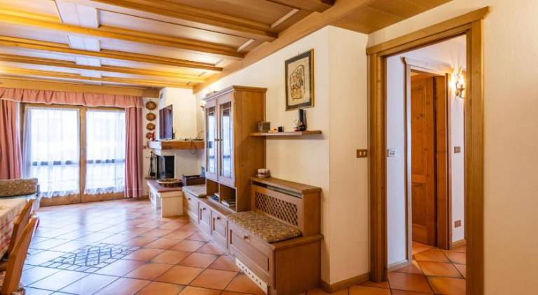 Rental apartment with 2 rooms for 5 persons — photo 2