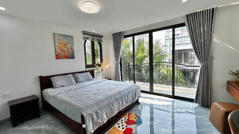 Charming villa with garden, barbecue & pool | Perfect for remote work | Pets allowed — photo 2