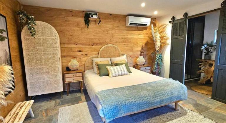Samadhi - gite avec jardin, SPA, clim, parking prive in La Valette-du-Var