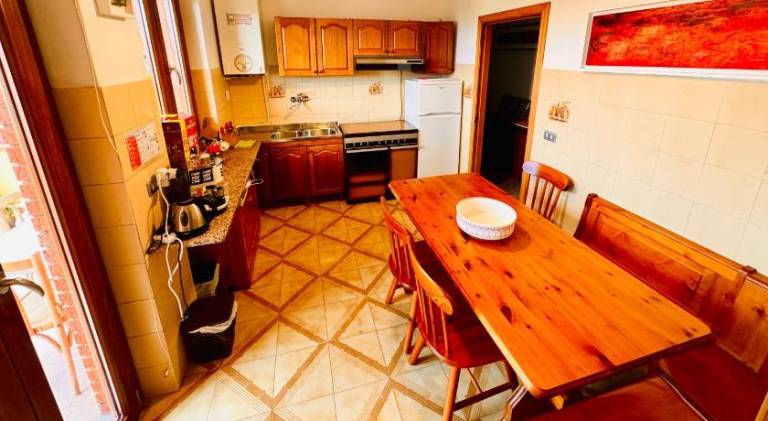 Rental apartment with 4 rooms for 10 persons — photo 2